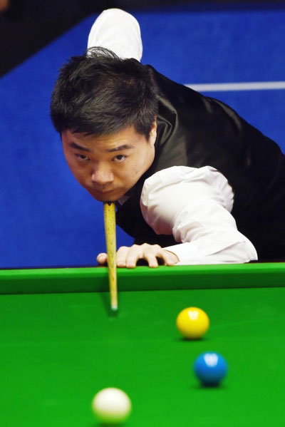 于坚持和牺 于坚持和牺