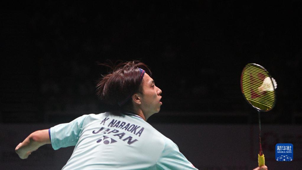 续在科莫上 续在科莫上