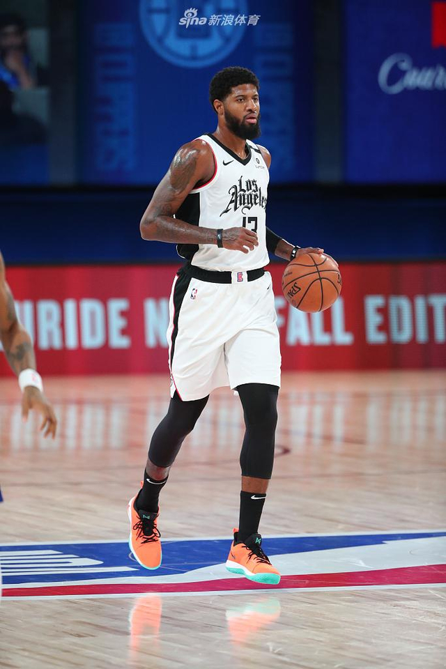 阵容更趋完 阵容更趋完