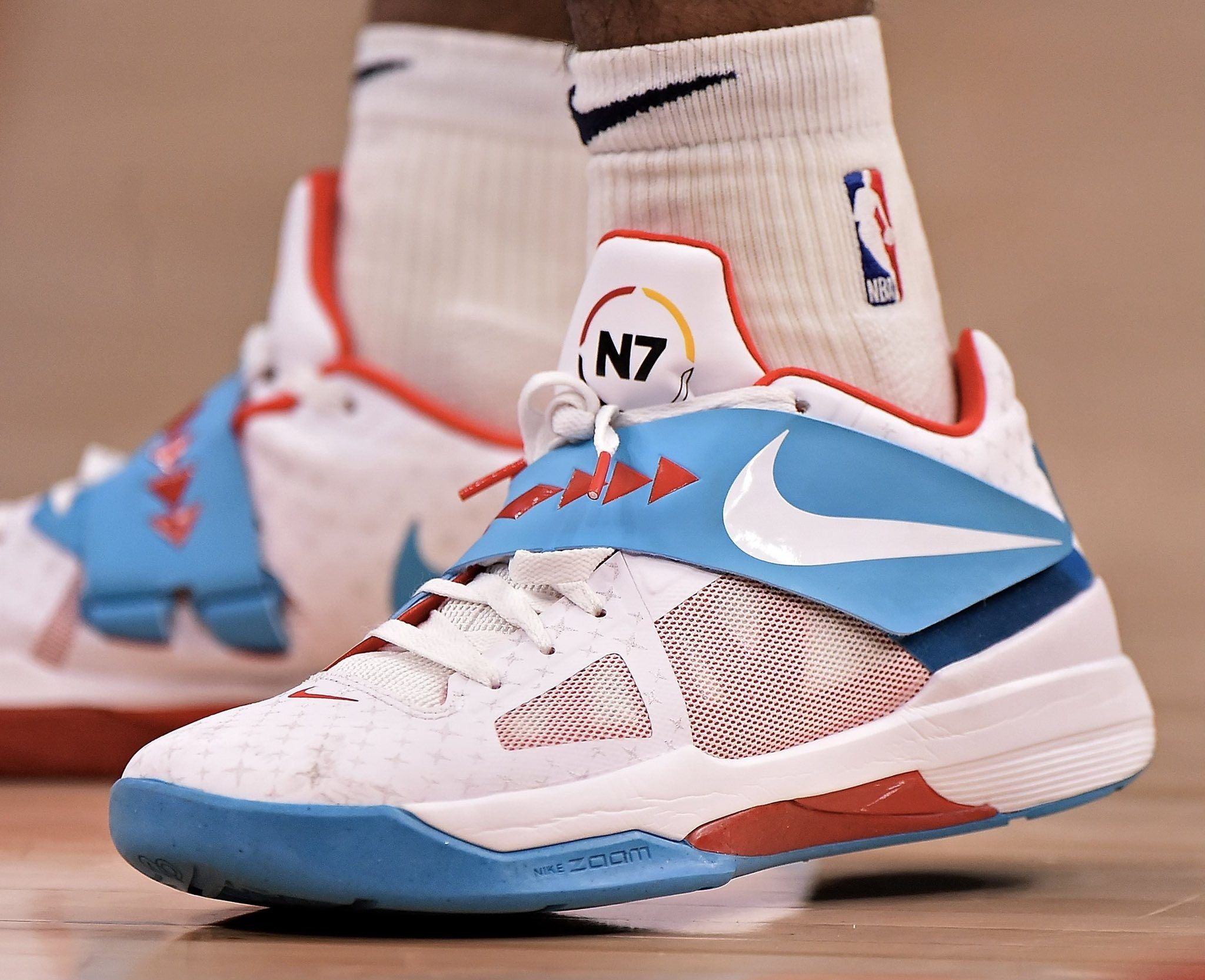 中路密度 中路密度